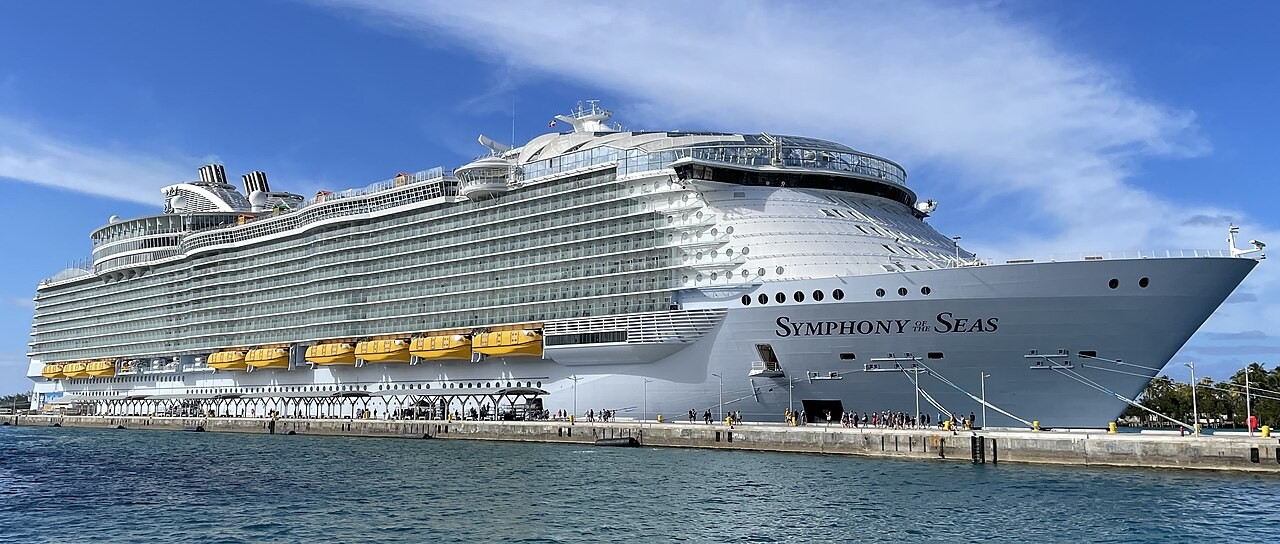 Symphony of the Seas cruise ship